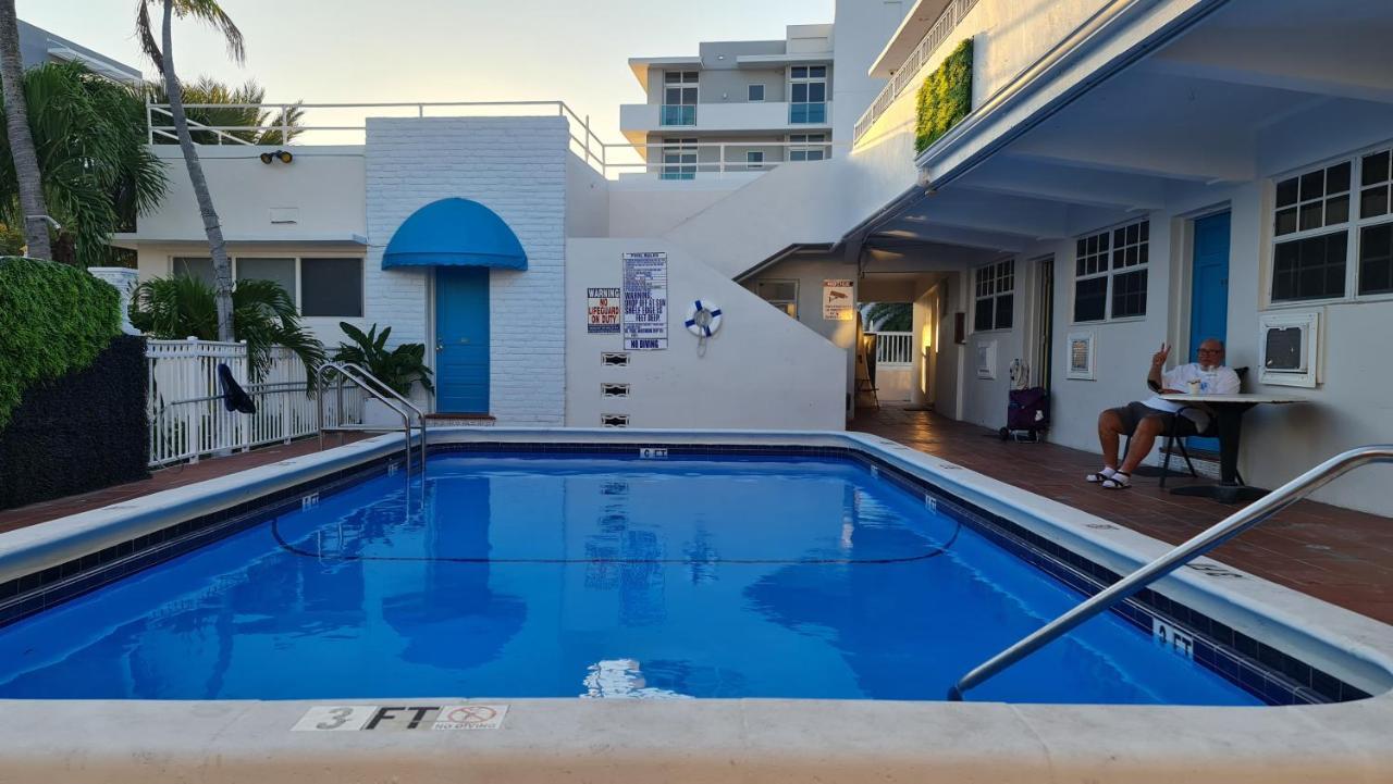 Pousada Suites Hollywood Eksteriør billede