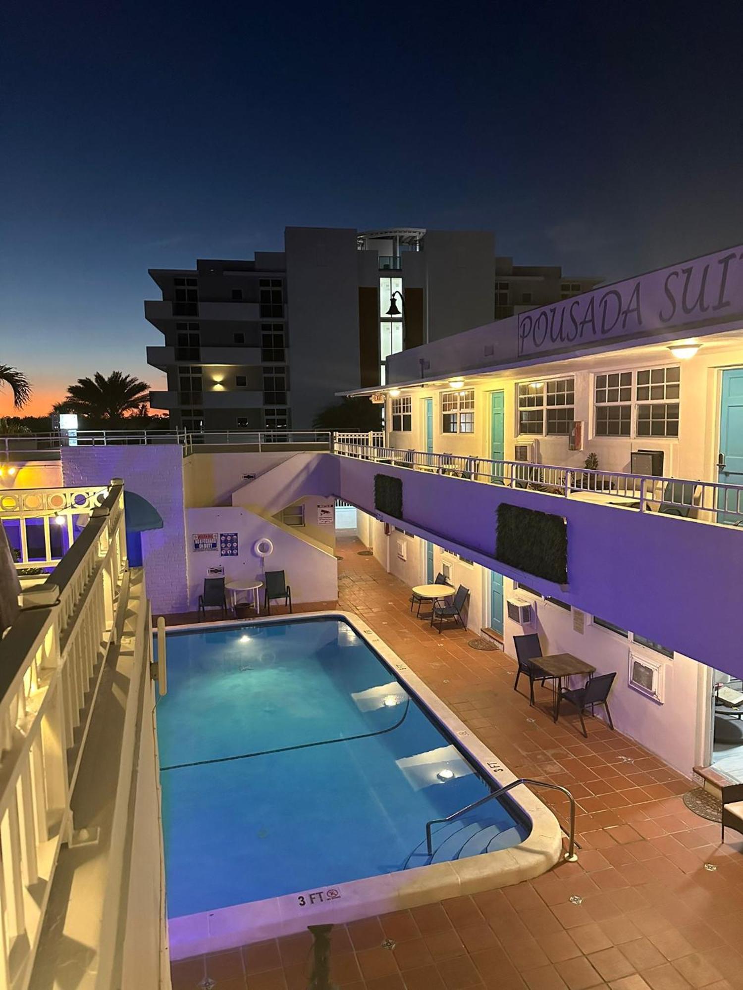 Pousada Suites Hollywood Eksteriør billede