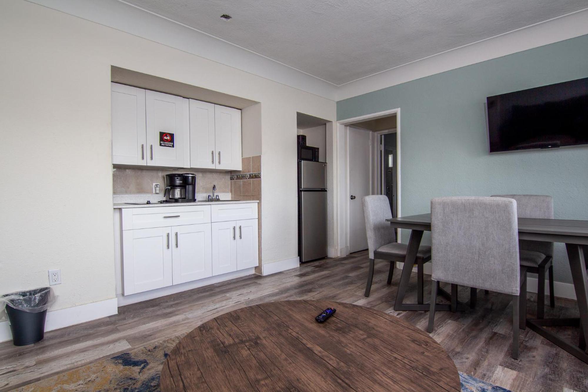 Pousada Suites Hollywood Eksteriør billede