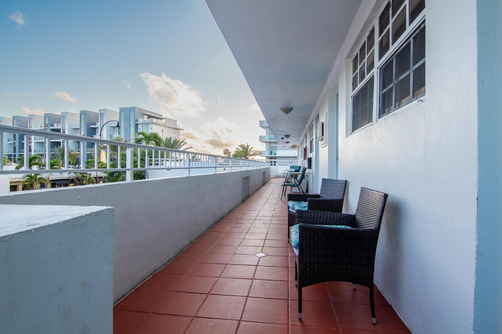Pousada Suites Hollywood Eksteriør billede